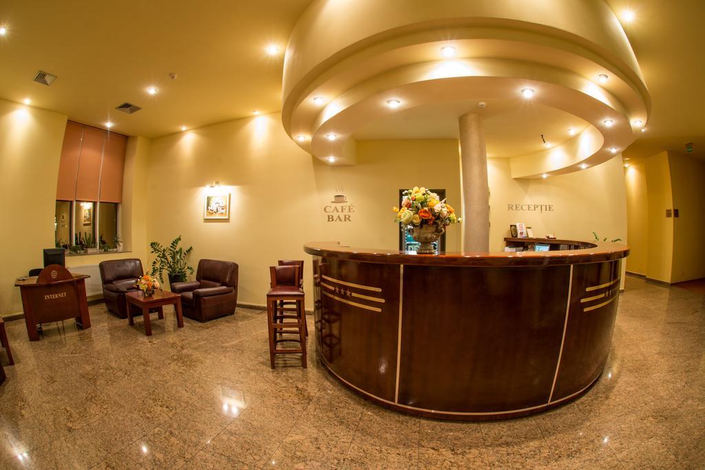 Hotel Alinalex - Paradisul Acvatic براشوف المظهر الخارجي الصورة