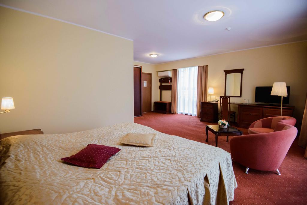 Hotel Alinalex - Paradisul Acvatic براشوف المظهر الخارجي الصورة